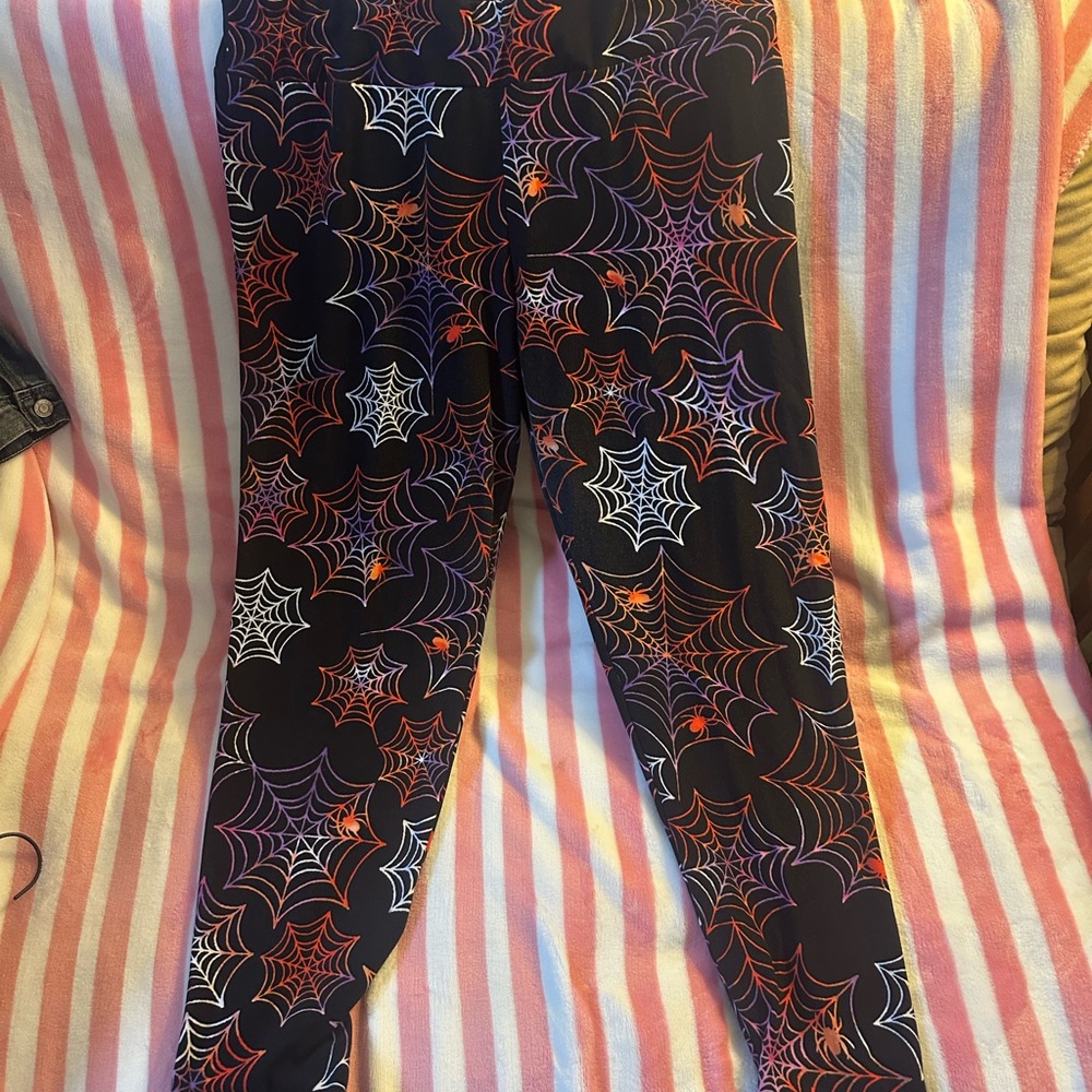 No Boundaries Kids Leggings with Colorful Web Design